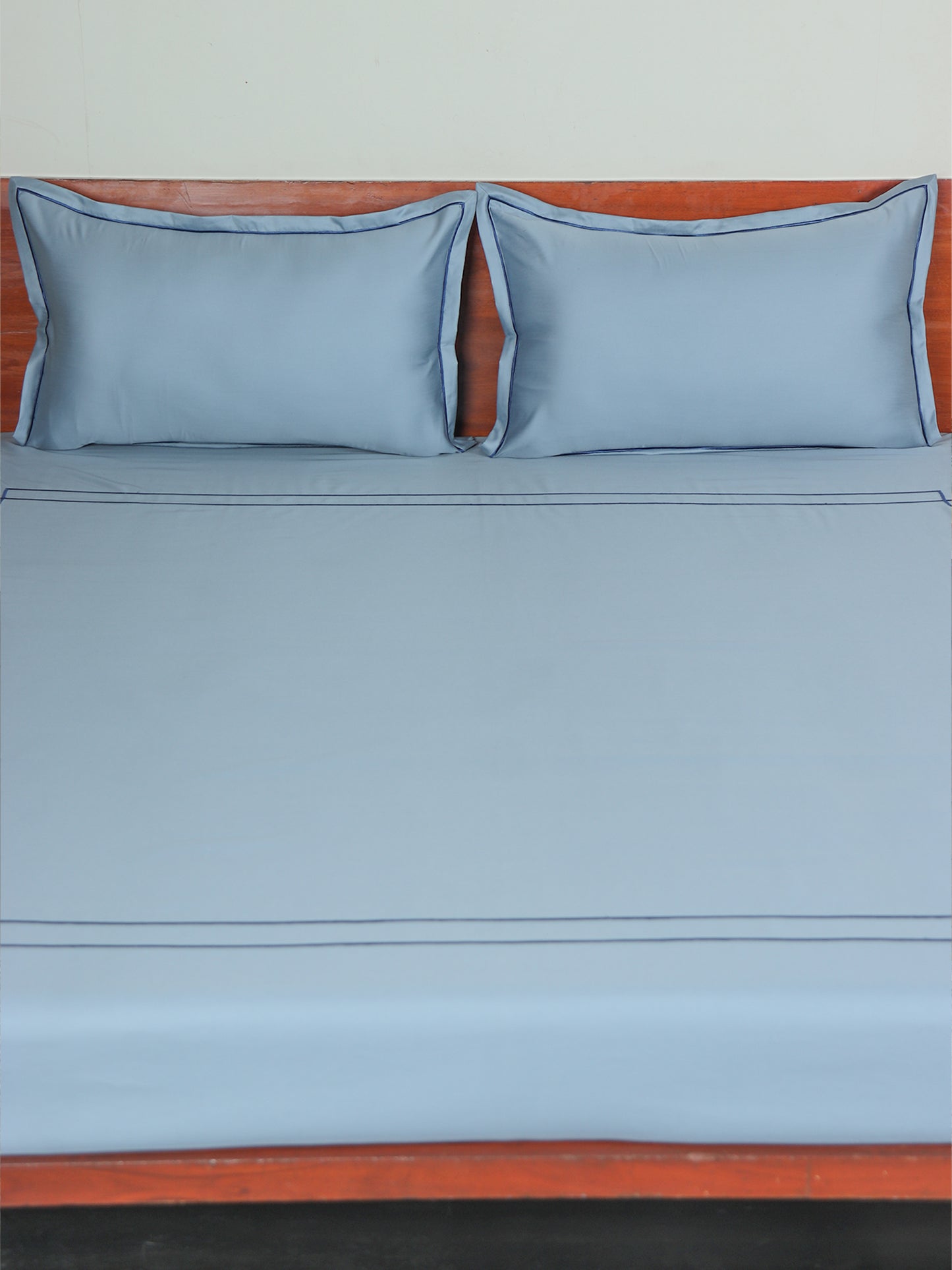 light blue embroidered bedsheet with 2 matching pillow covers made from 100% pure cotton for king size double bed in 800 thread count fabric