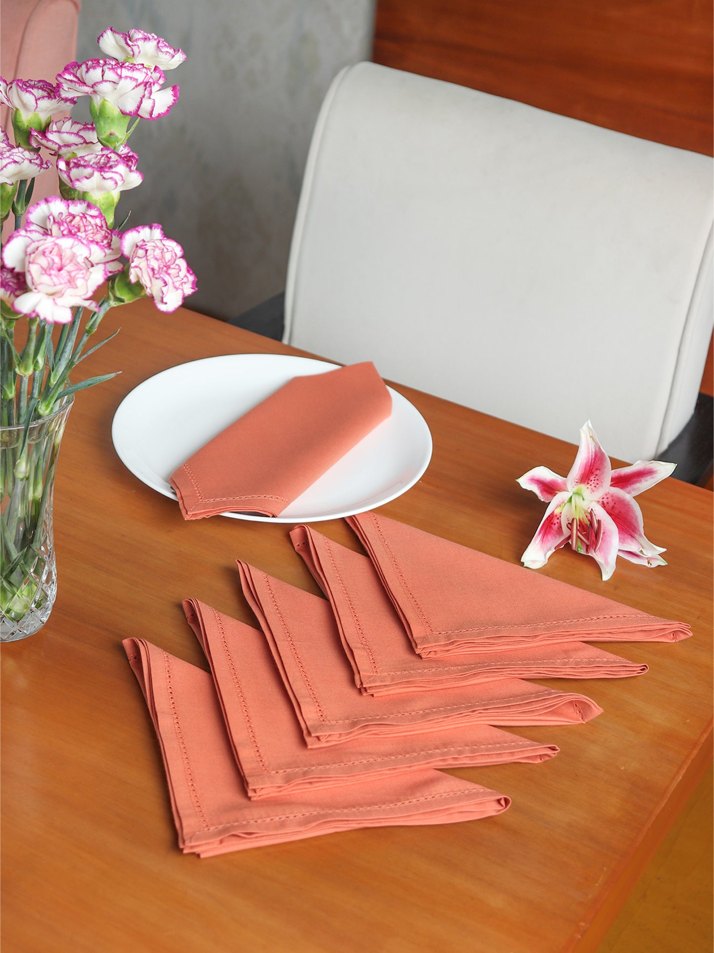 fagotting embroidered set of 6 dinner napkins in dark coral pink color - 16x16 inch