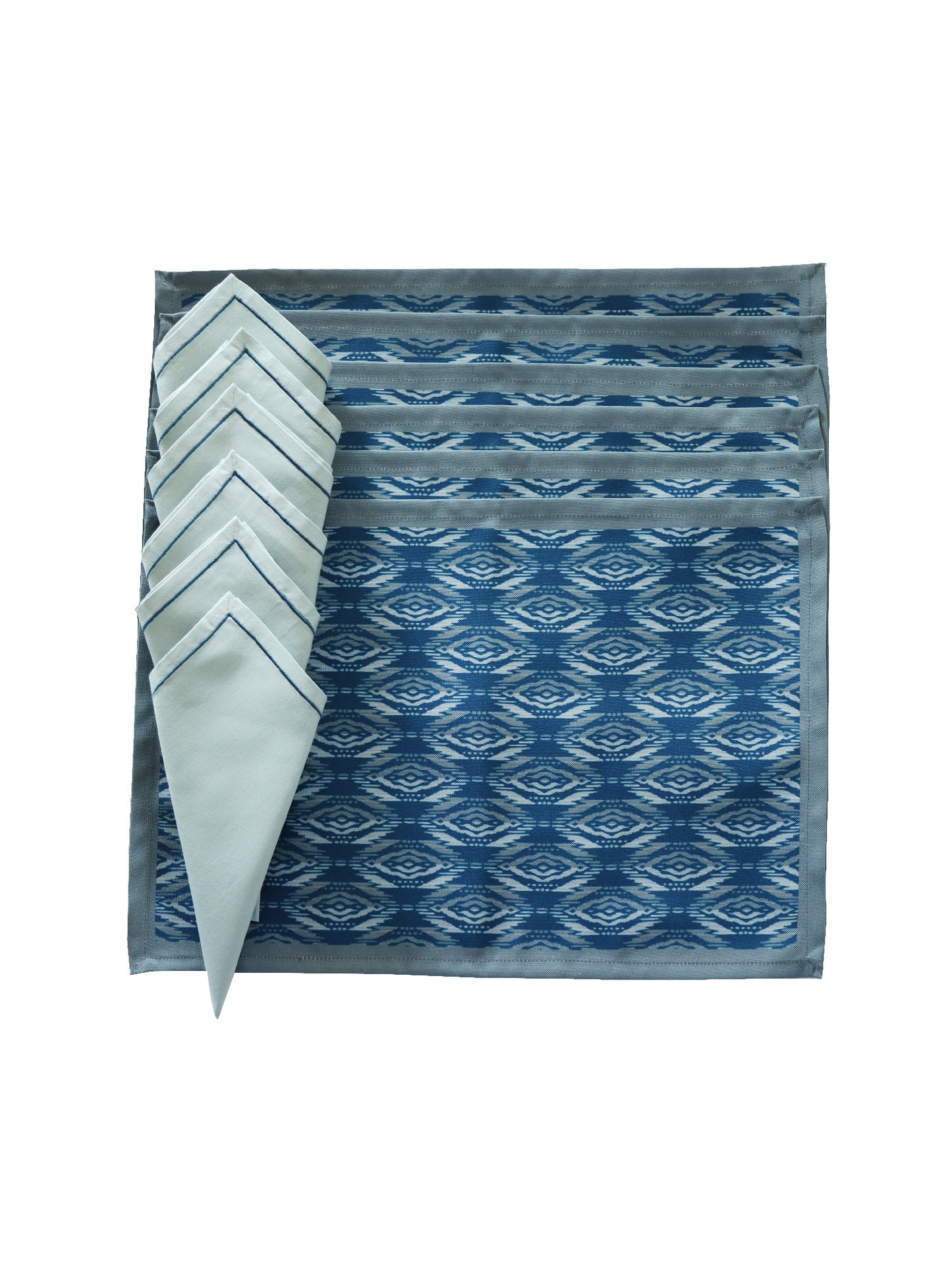 set of 6, printed tablemats and embroidered napkins in blue - 13x19 inch