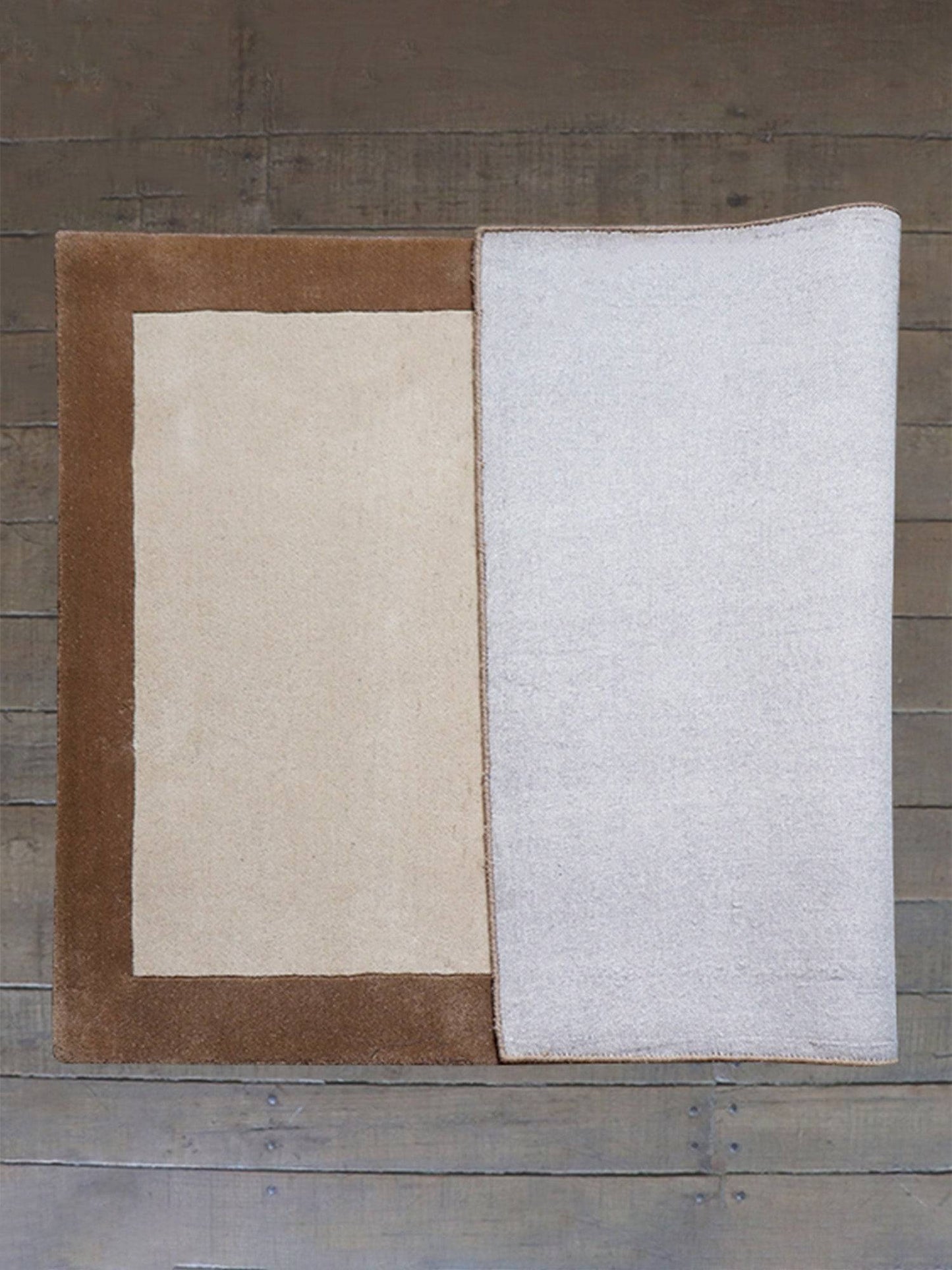 Carpet Hand Tufted 100% Woollen Off White Beige Border - 4ft X 6ft
