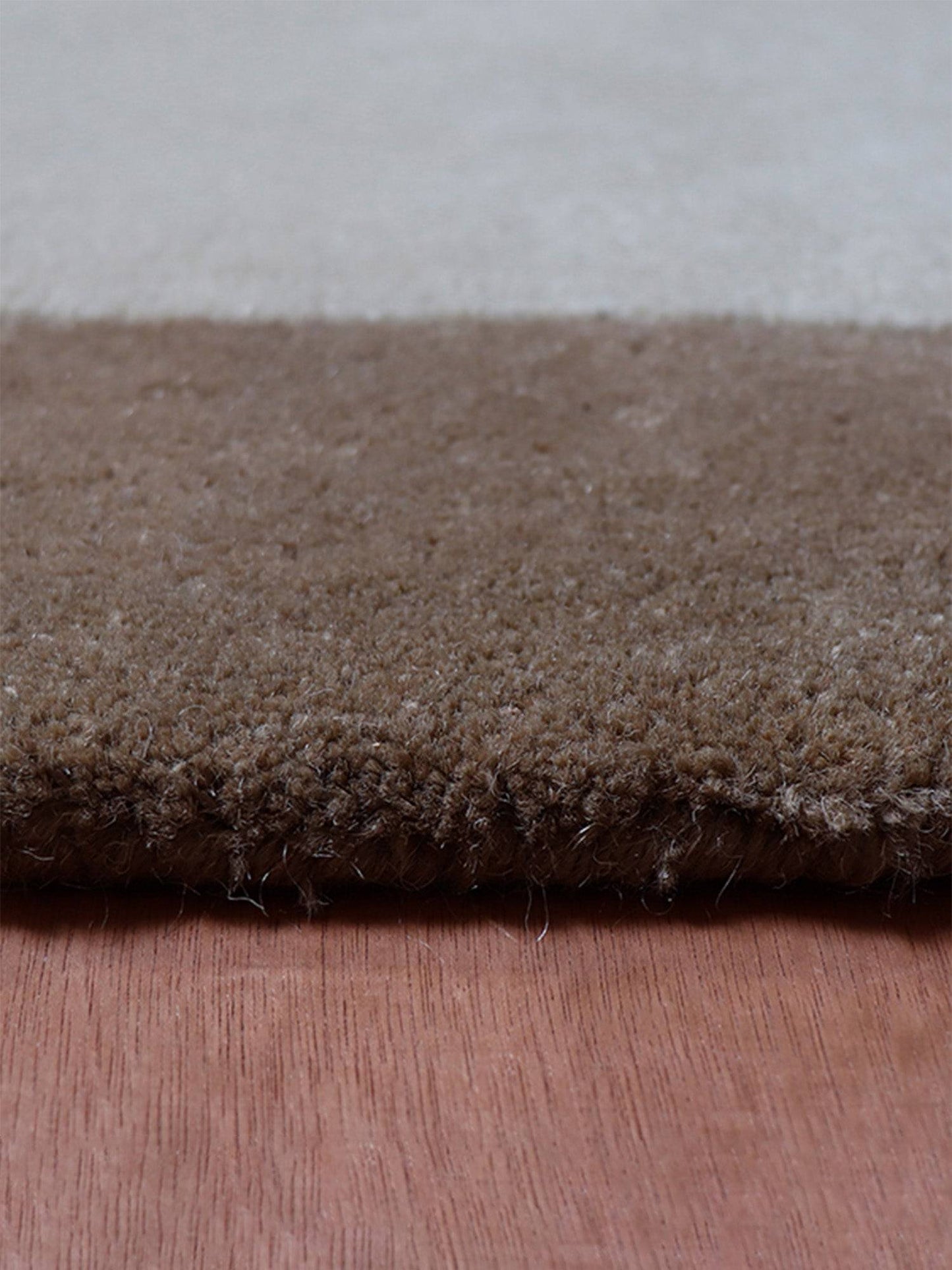 Carpet Hand Tufted 100% Woollen Off White Beige Border - 4ft X 6ft