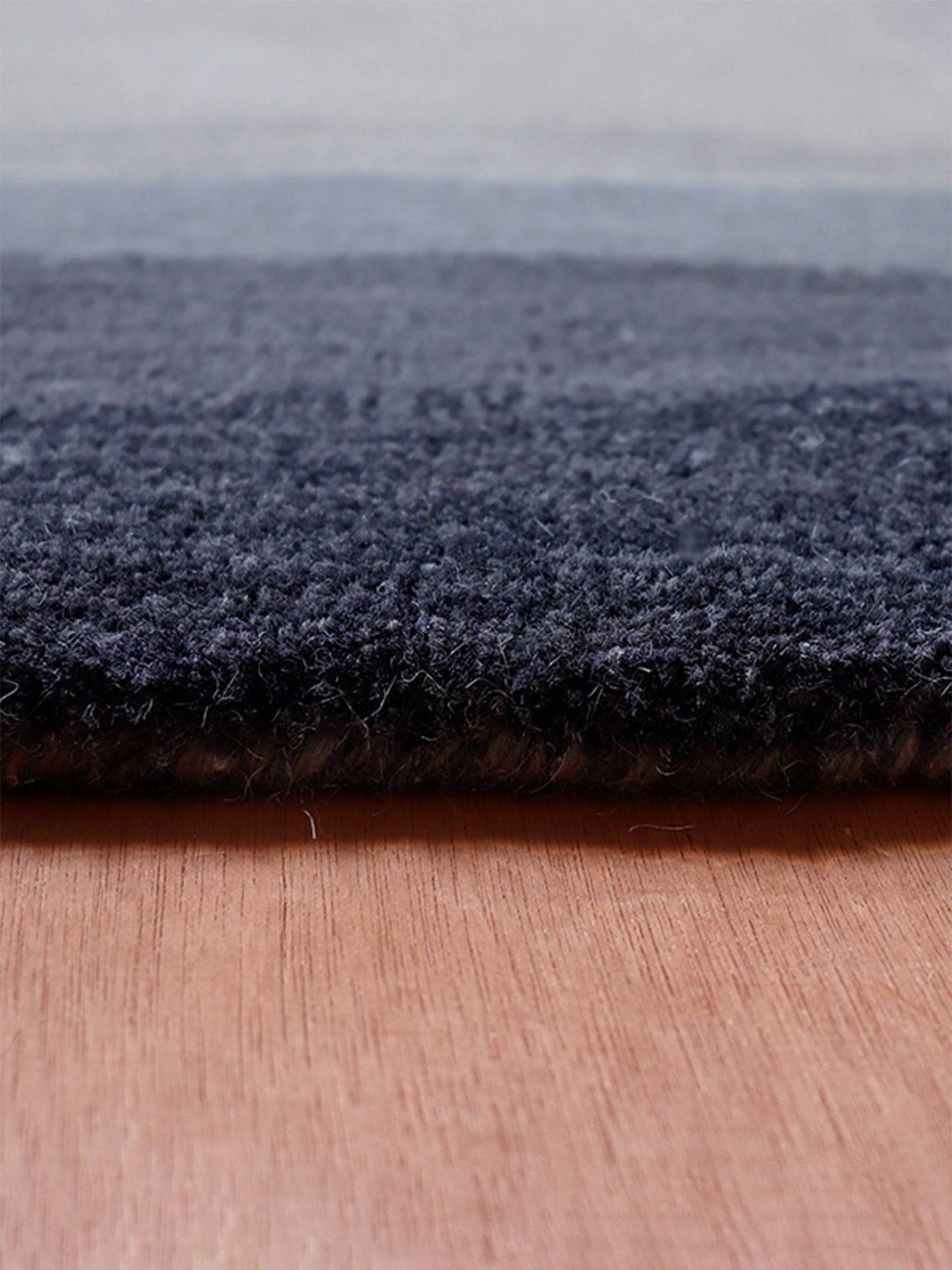 Carpet Hand Tufted 100% Woollen Grey Ombre - 4ft X 6ft