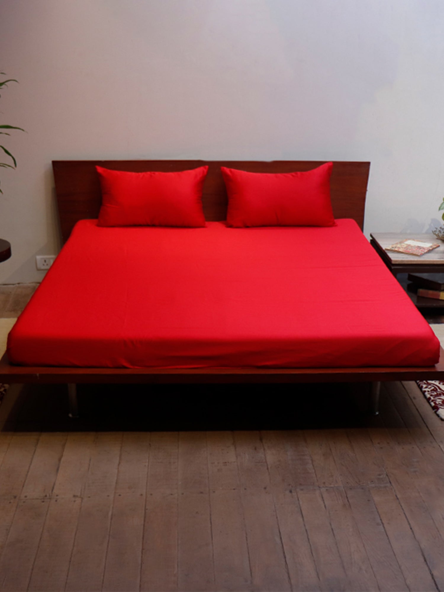 Bed Sheet with 2 Pillow Covers Cotton Red (108" X 108" ; Pillow - 17" X 27")