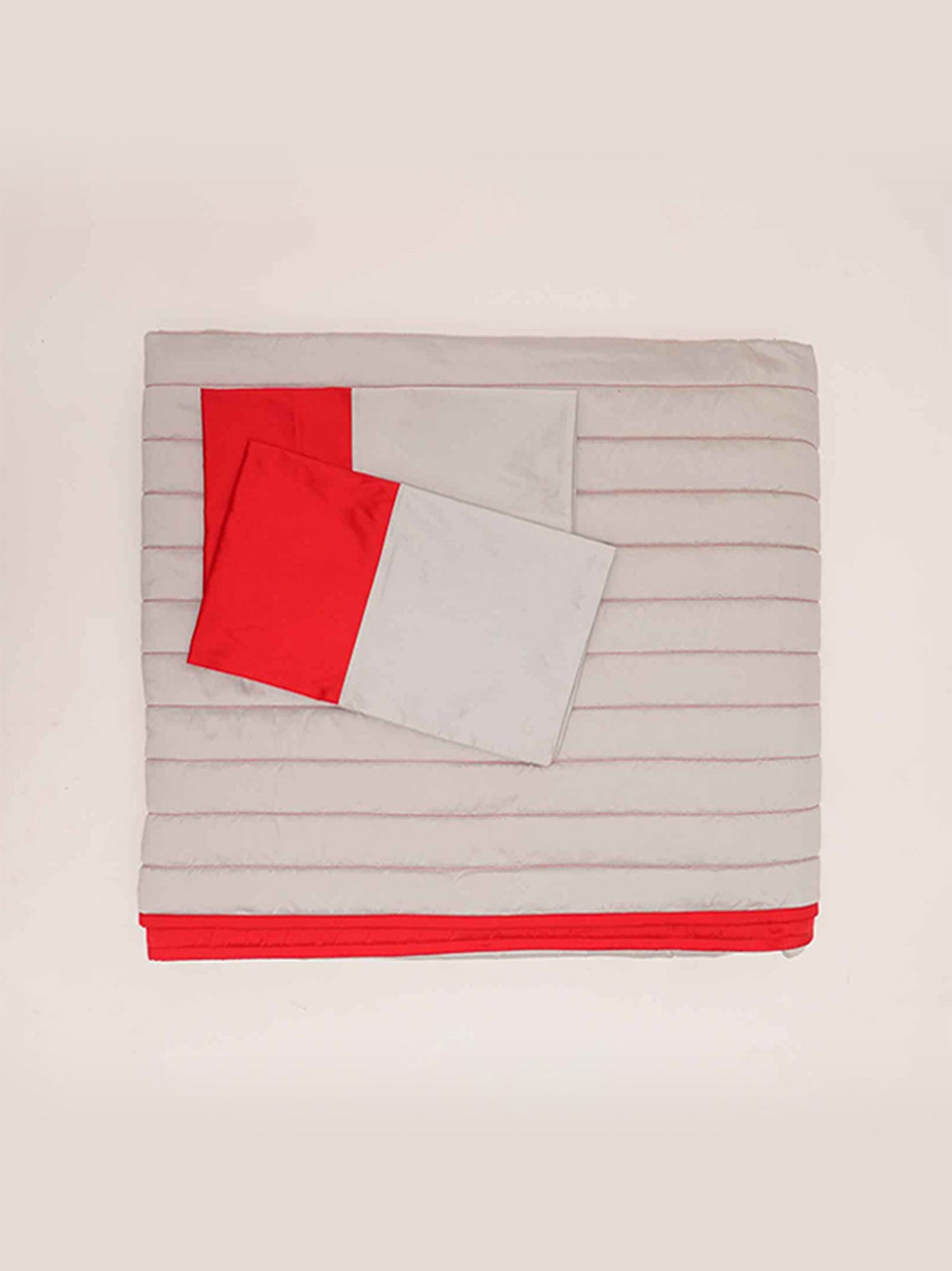 Quilt with 2 Pillow Shams Decorative Polyester Self Textured Reversible Red/Grey - (90" X 108" ; Pillow - 17" X 27")