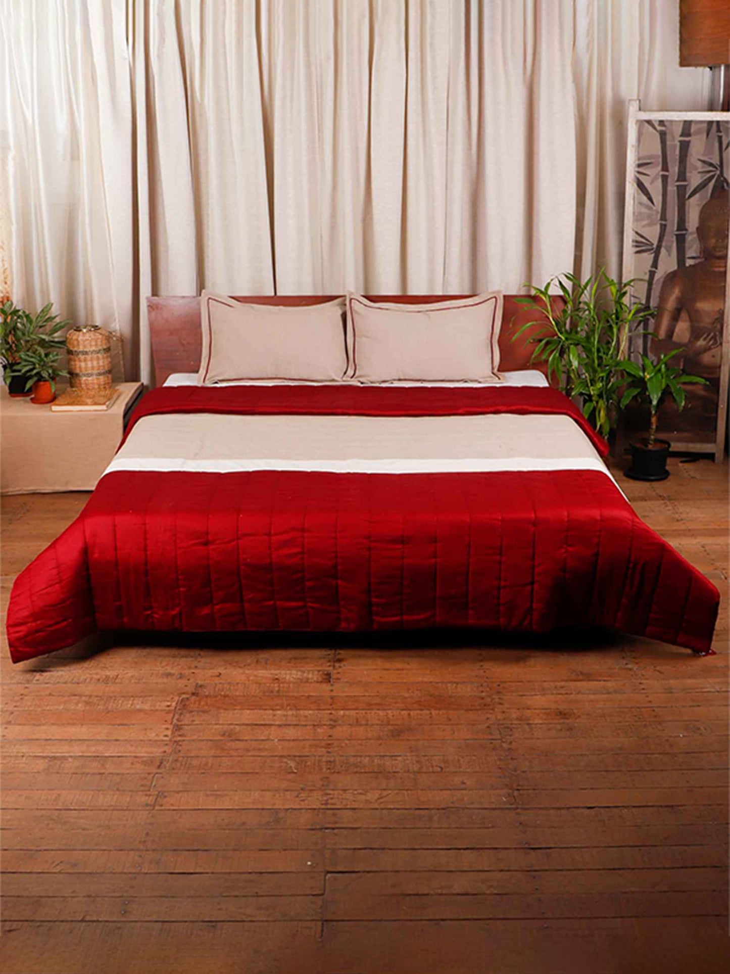 Quilt with 2 Pillow Shams Cotton and Polyester Patchwork Off-White, Red and Beige - (90" X 108" ; Pillow - 17" X 27")