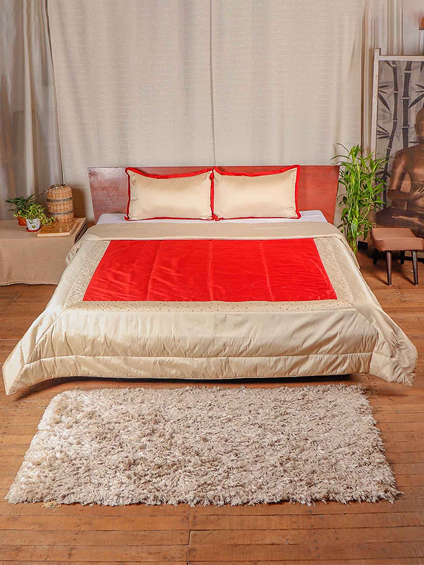 Quilt with 2 Pillow Shams Blended Polyester and Cotton Embroidered Patchwork Red and Cream - (90" X 108" ; Pillow - 17" X 27")