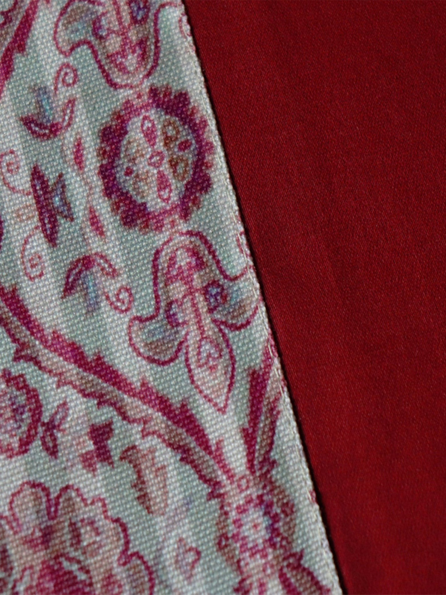 Table Cover Cotton Blend Ogee Pattern Maroon - 52" X 84"