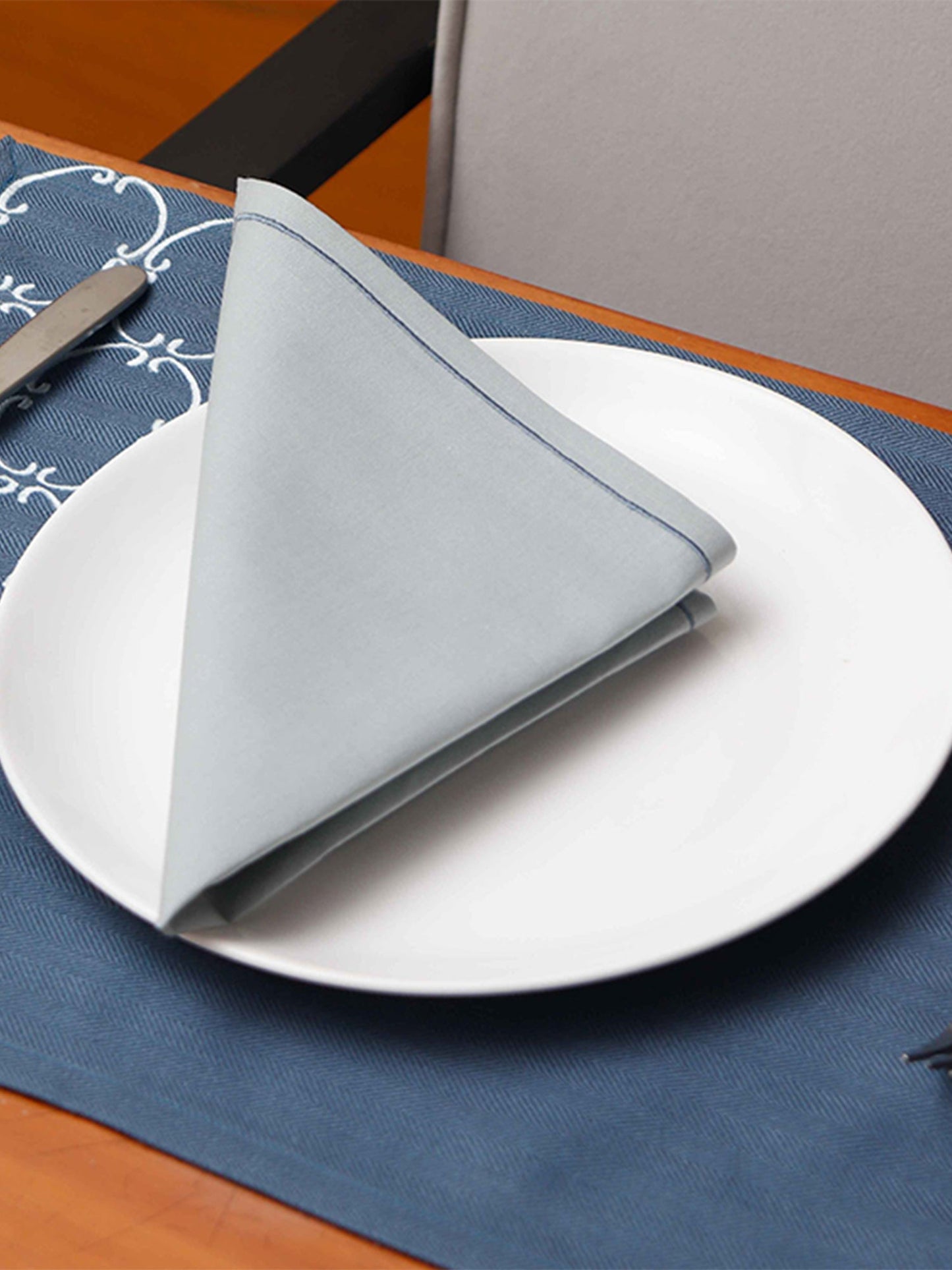 Table Mats and Napkins Polyester and Cotton Embroidered Blue and Duck Egg Blue - 13" x 19" ; 16" x 16" - Set of 6