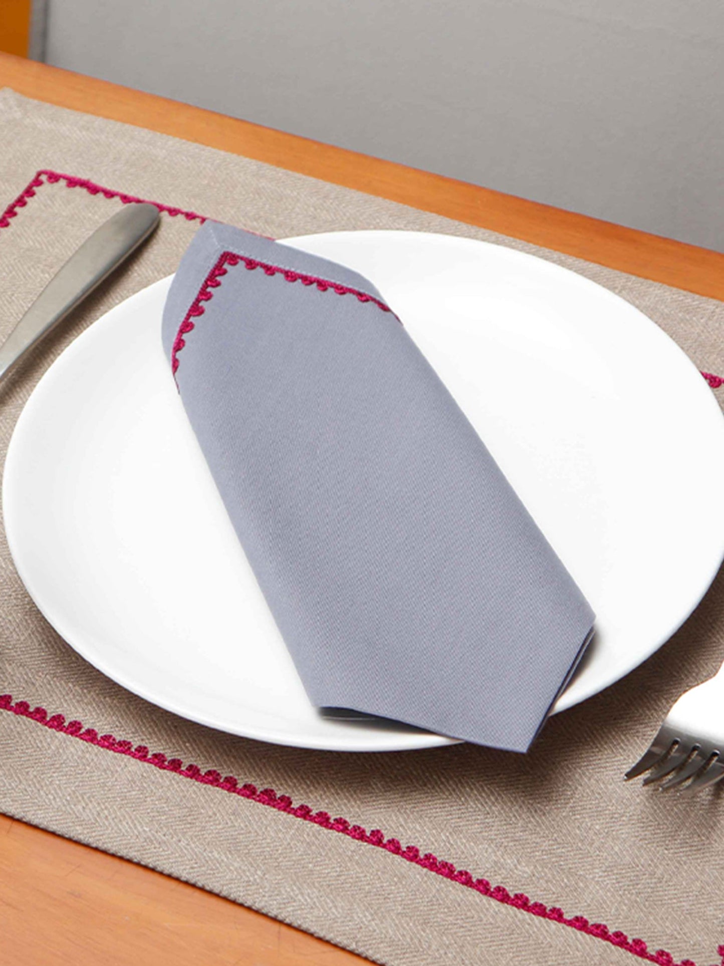 Table Mats and Napkins Cotton Embroidered Grey and Dark Grey - 13" x 19" ; 16" x 16" - Set of 6