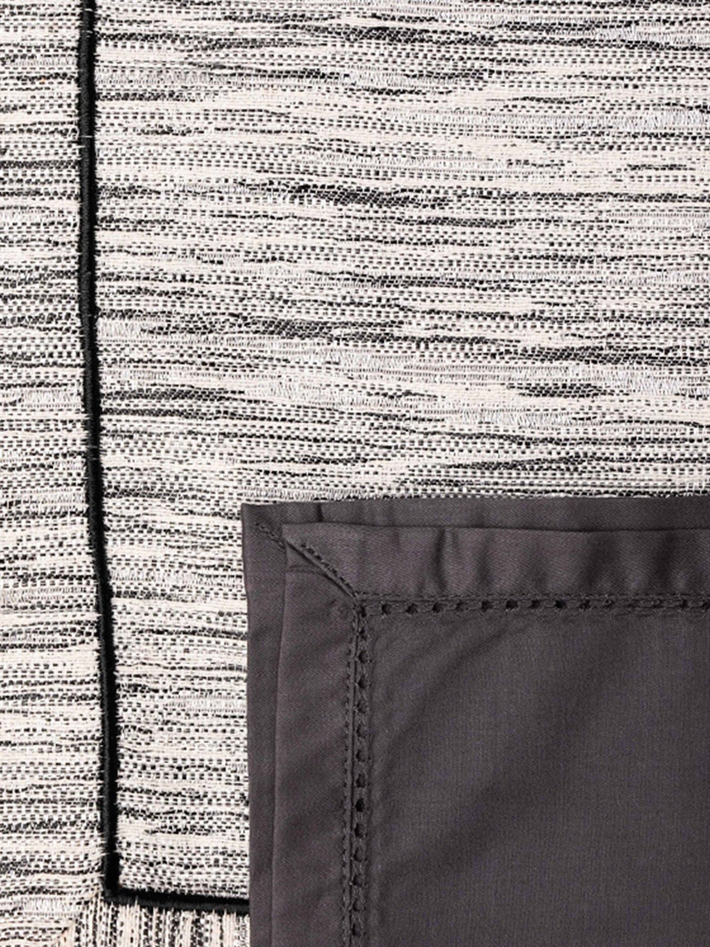 Table Mats and Napkins Cotton and Polyester Textured Grey and Black - 13" x 19" ; 16" x 16" - Set of 6