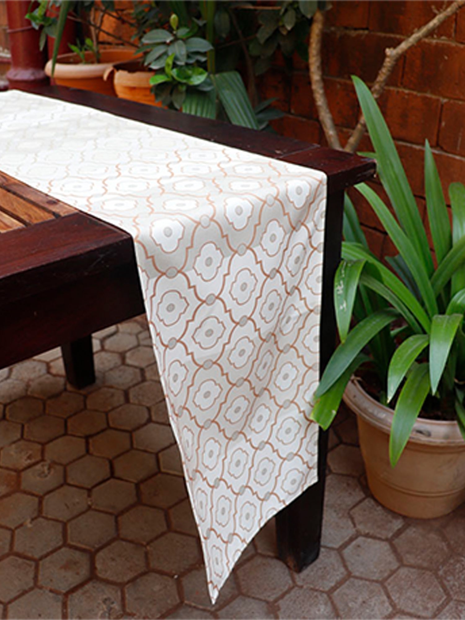 Table Runner Poly Canvas Morroccan Ogee Printed Off White Beige - 12" X 84"