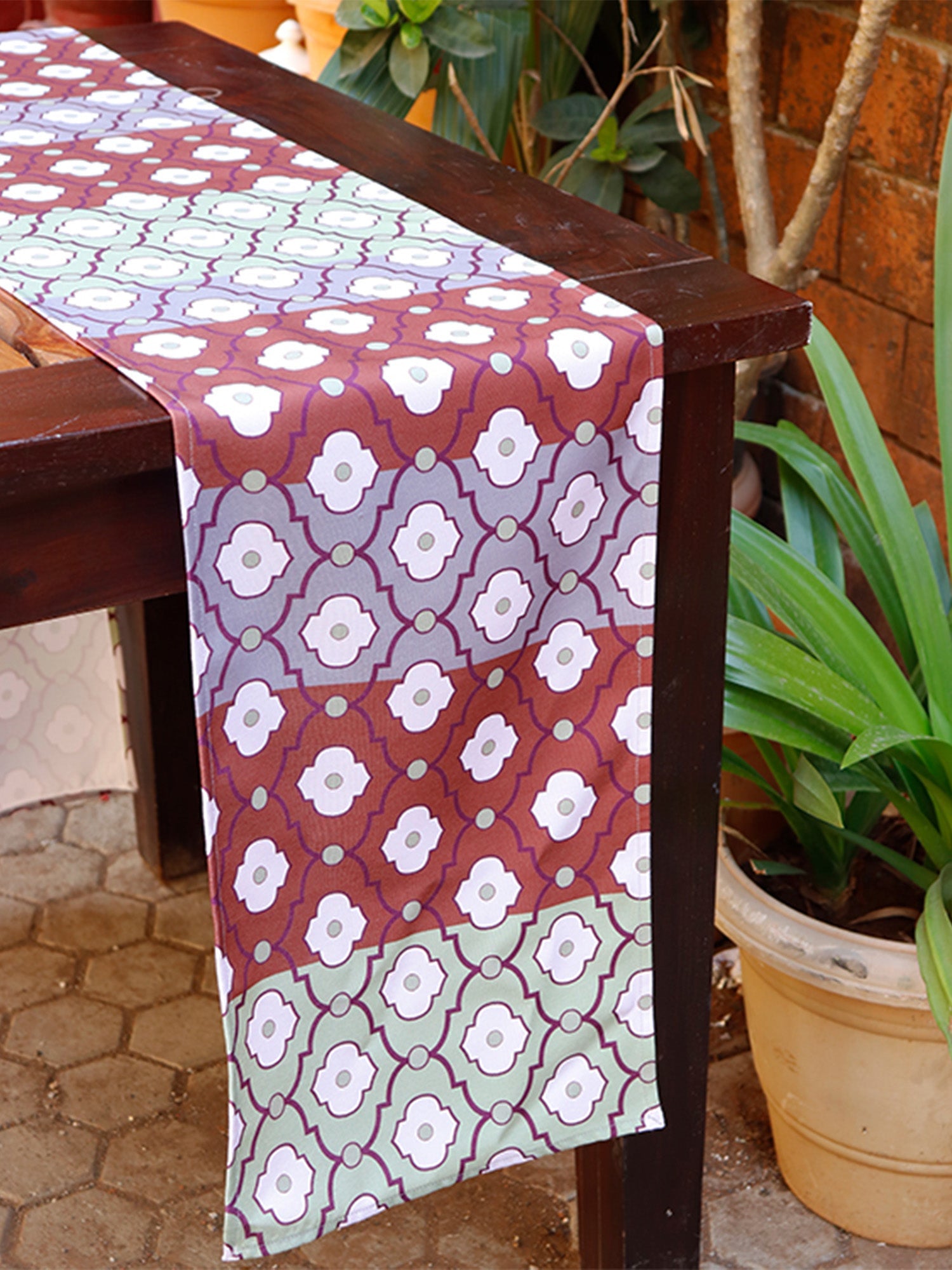 Table Runner Poly Canvas Moroccan Ogee Pattern Multi - 12" X 84"