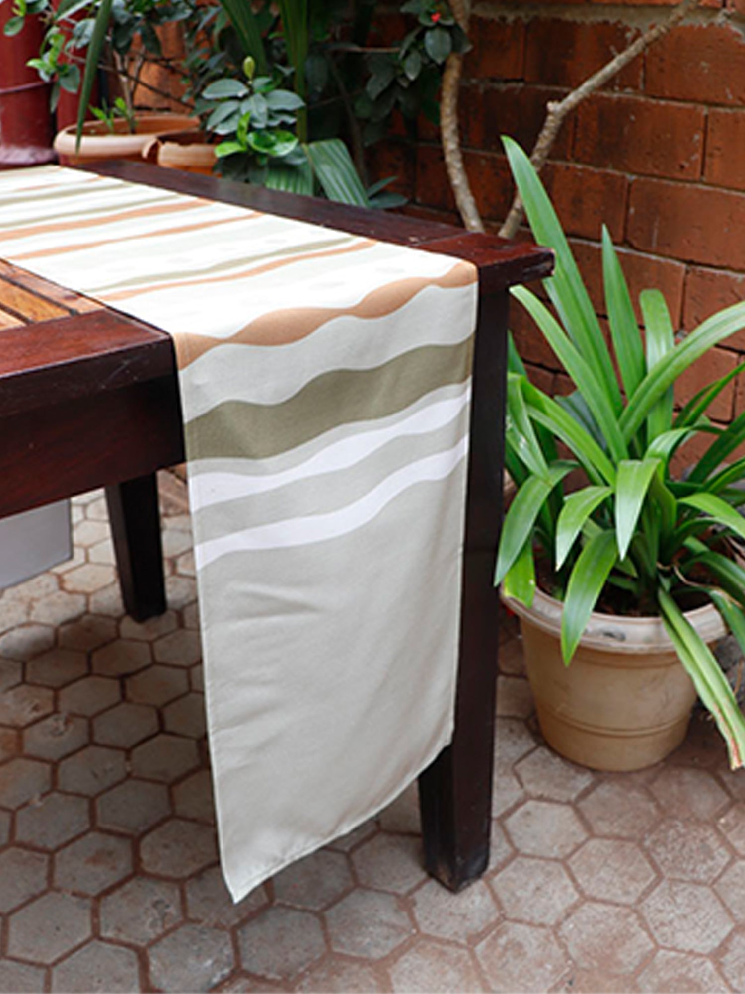 Table Runner Poly Canvas Abstract Striped Beige And Brown - 12" X 84"