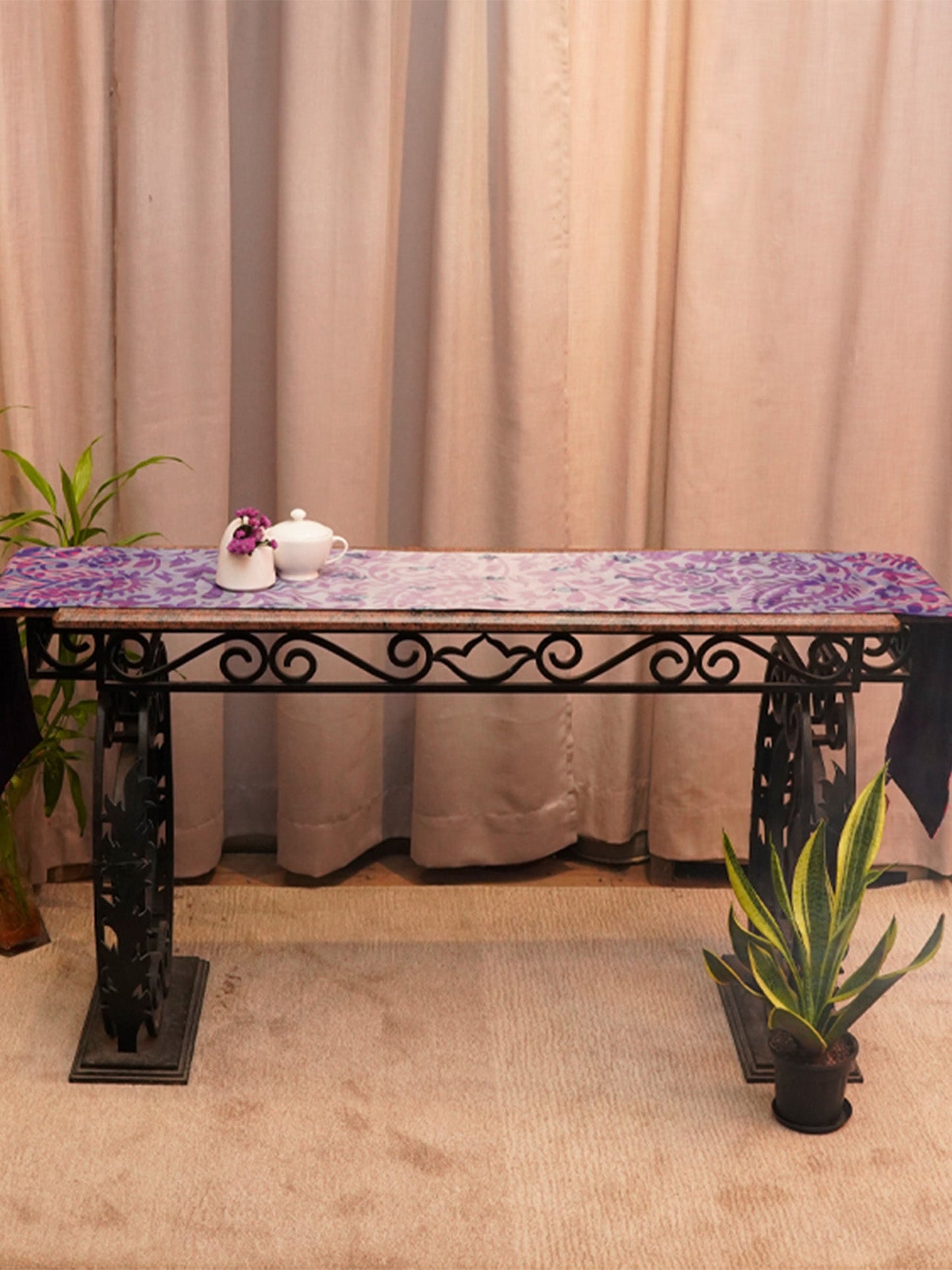 Table Runner Velvet Geometric Paisley Multi - 12" X 84"