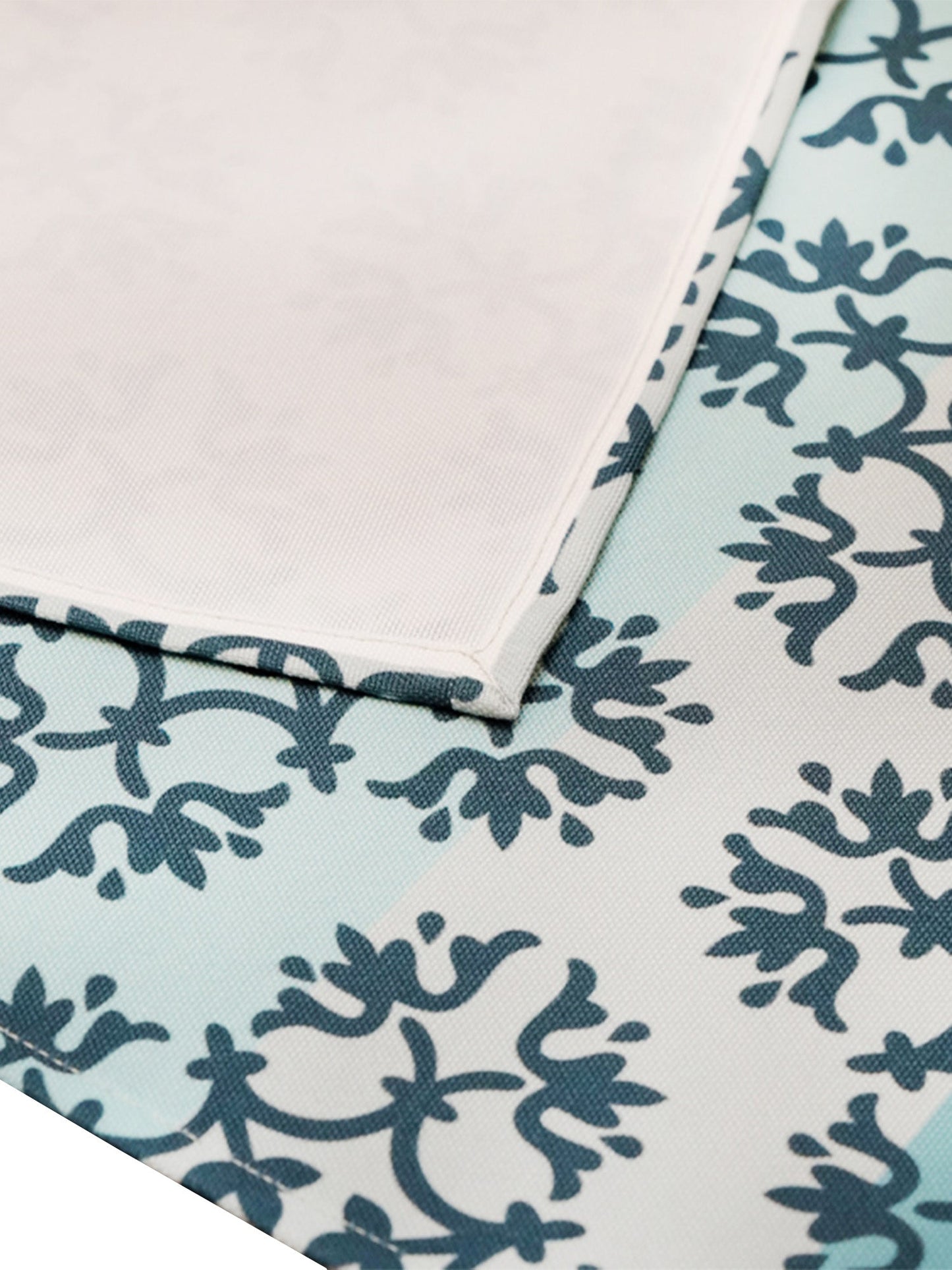 Table Runner Poly Canvas Turquoise Turquoise Blue - 12" X 84"