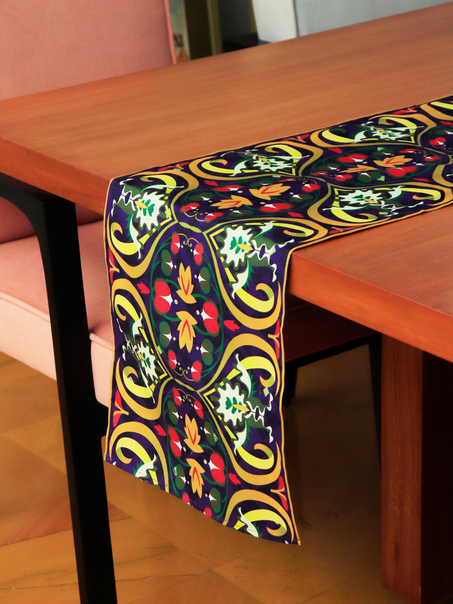 Table Runner Abstract Digital print Green - 12" X 84"