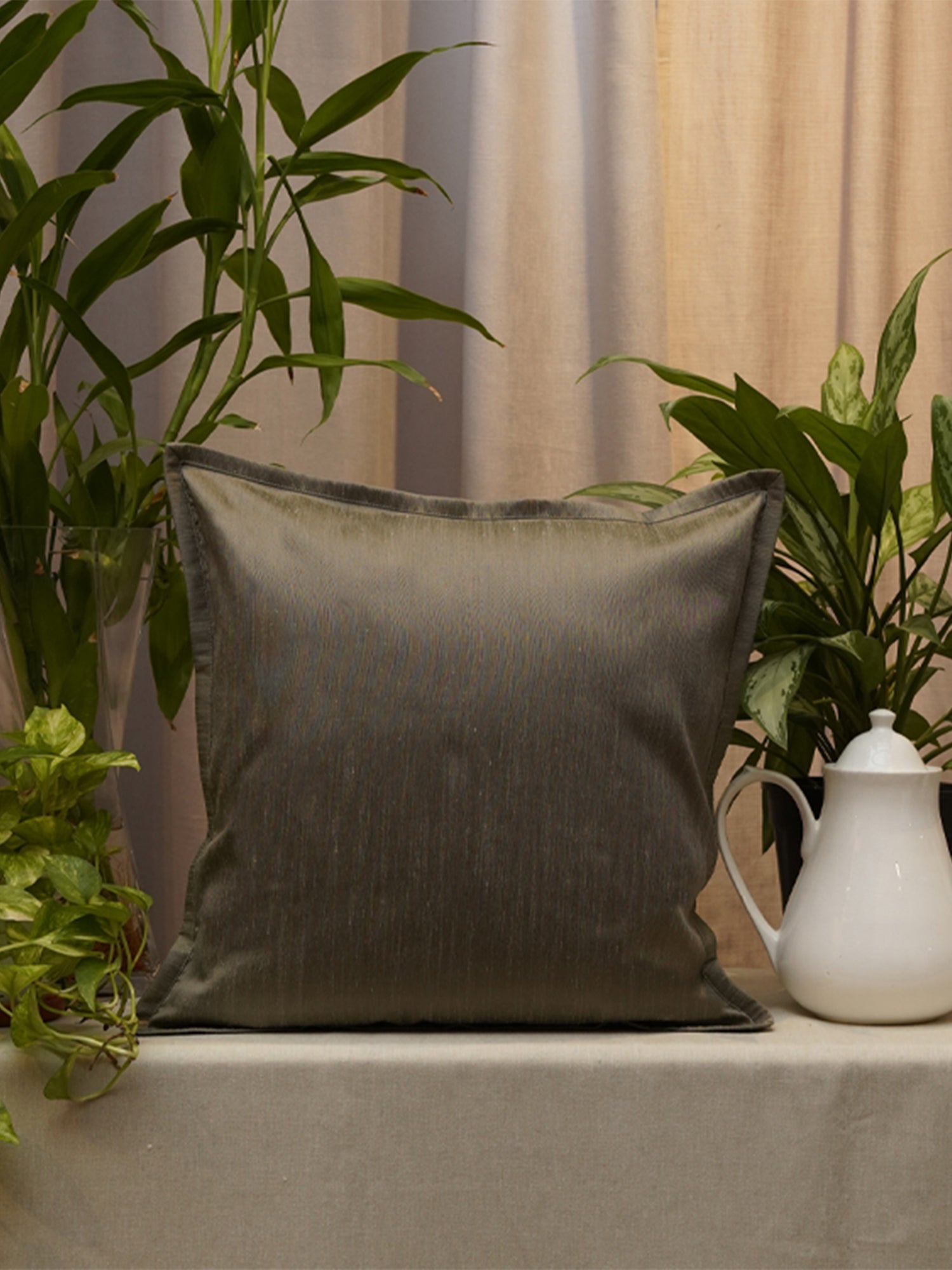 Cushion Cover Solid 100% Polyester FlangeBrown 16"X16"