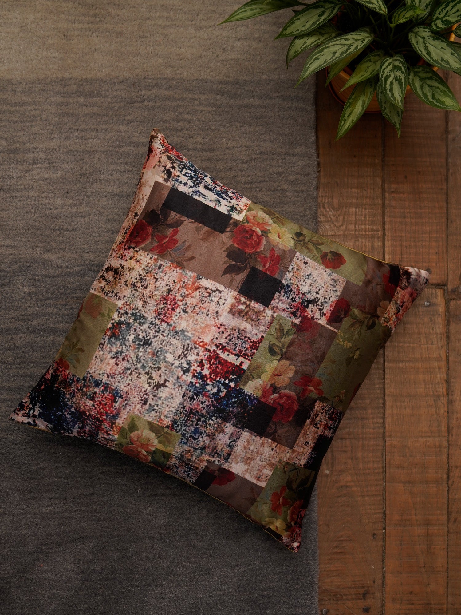 Cushion Cover Poly Canvas Patchwork FloralMulti - 16" X 16"