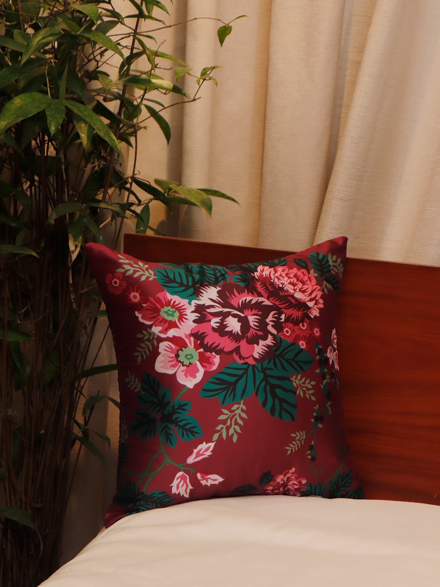 Printed Cushion Cover Polyster Maroon Green - 16"x16"