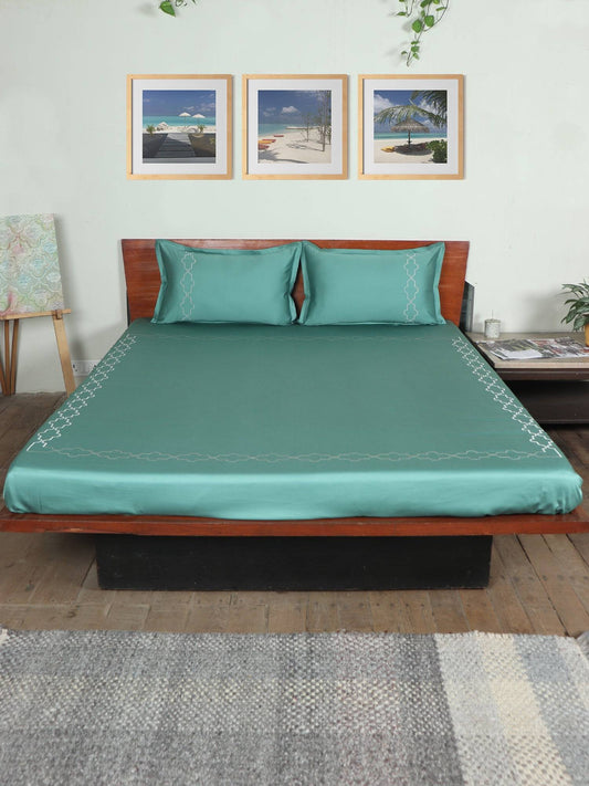 green colored embroidered soft bedsheet with 2 matching pillow covers made from 100% pure cotton for king size double bed in 400 thread count fabric