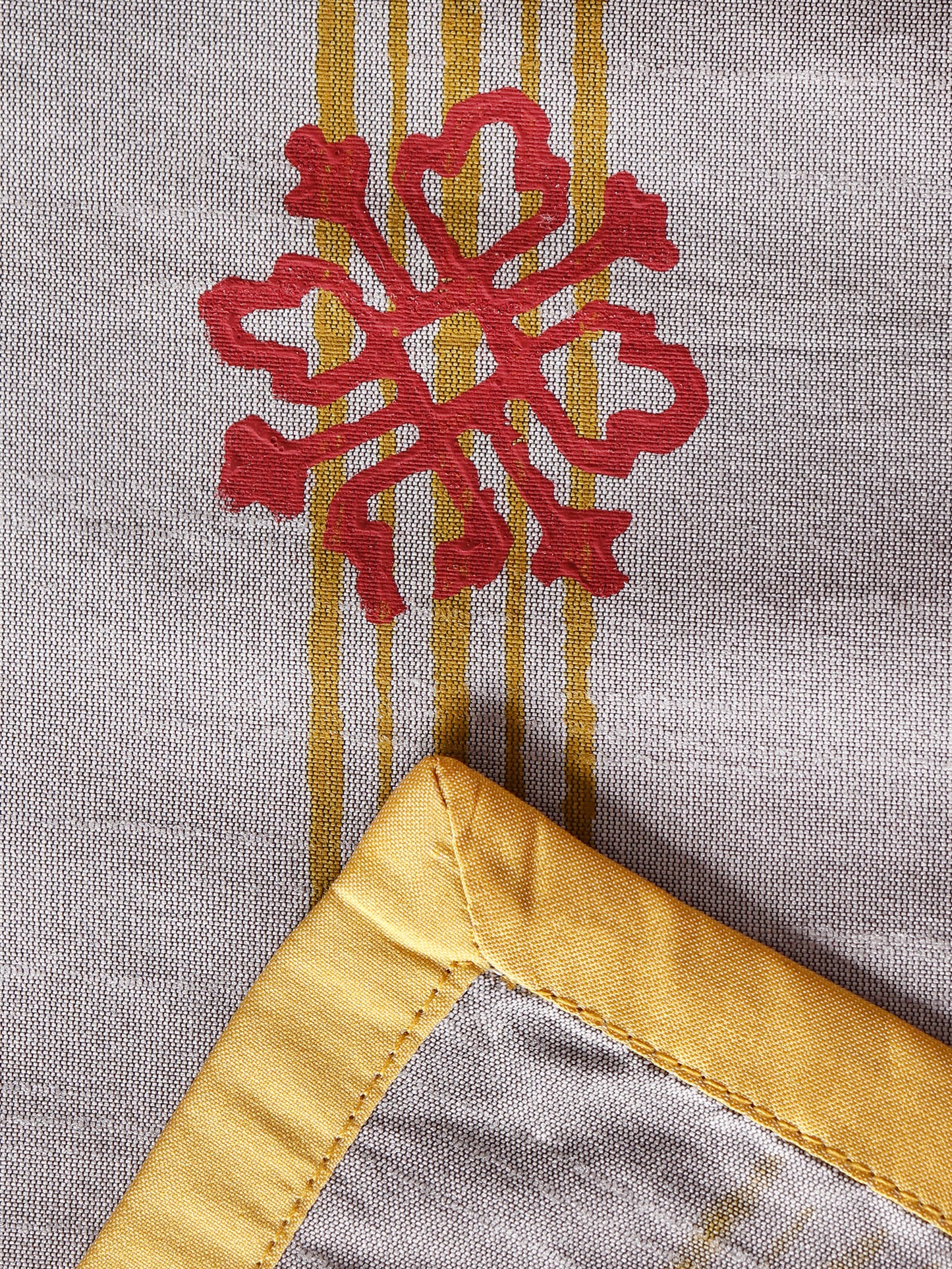Table Runner with Block Print and Flange Border | Silver - 12in X 84in