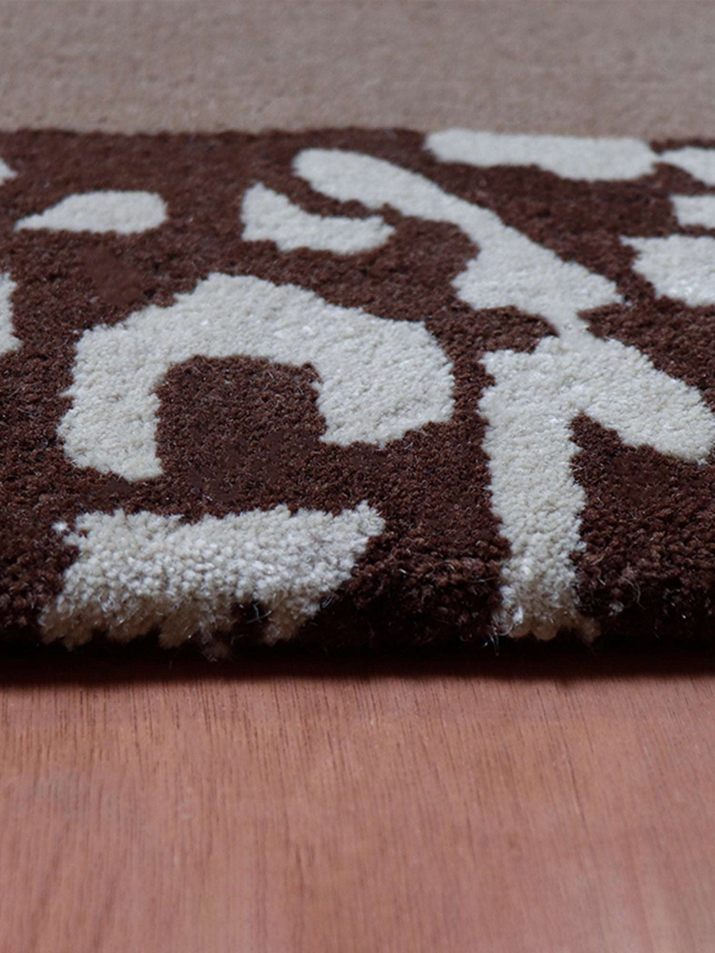 Carpet Hand Tufted 100% Woollen Border Beige And Brown Leopard  - 4ft X 6ft