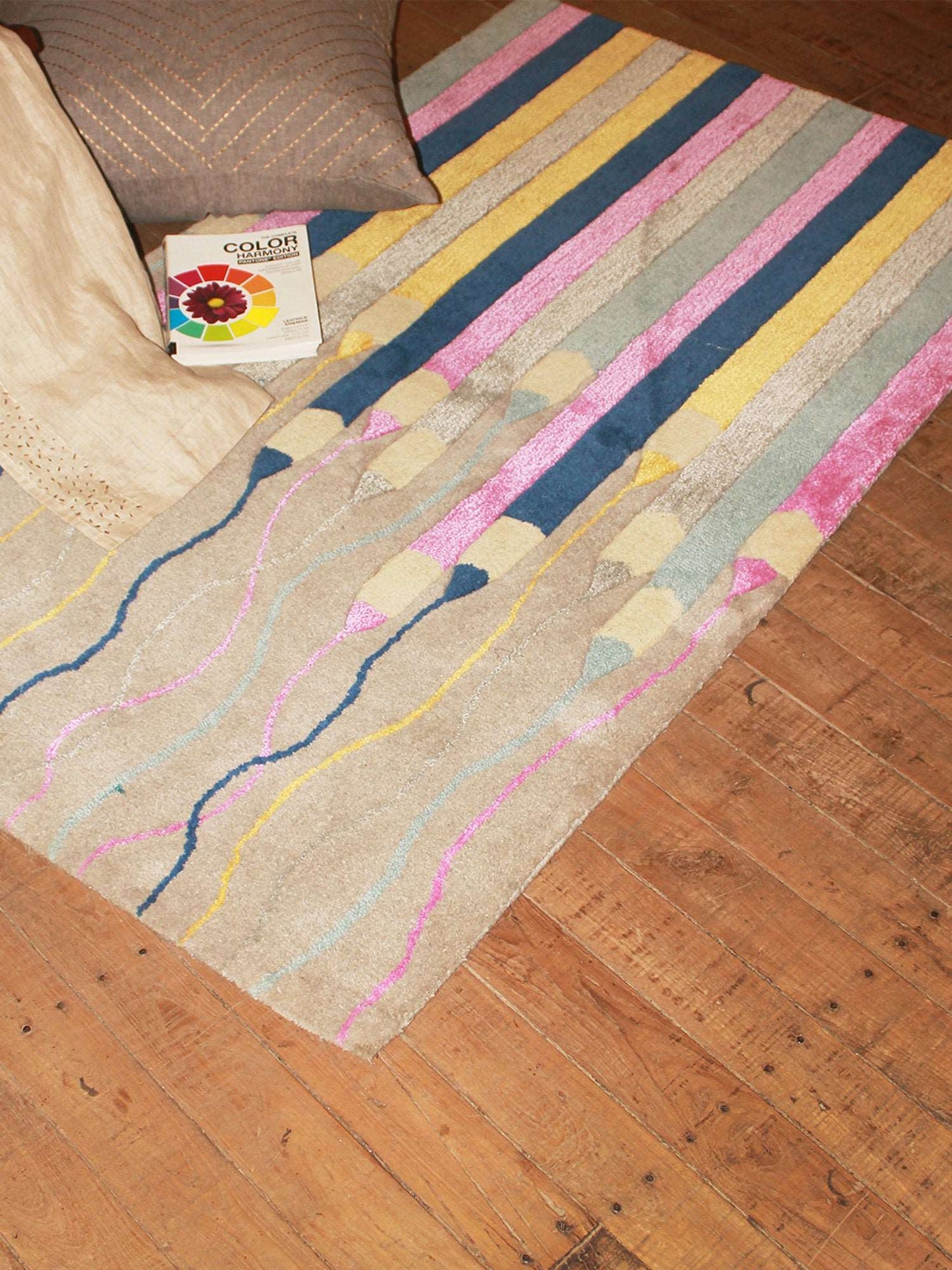 Carpet Hand Tufted 100% Woollen Grey Pink Kids/Pencil - 3ft X 5ft