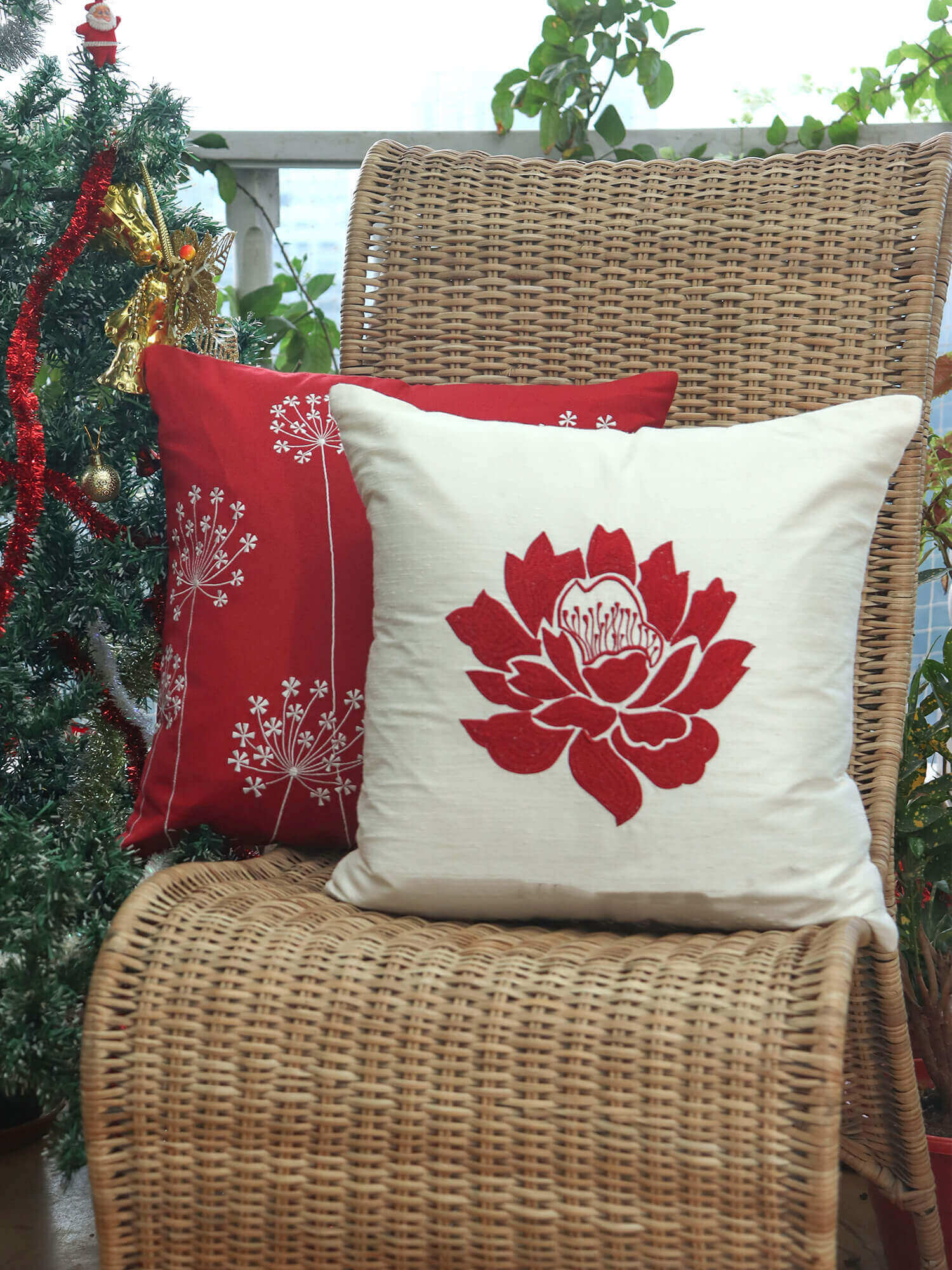 ZEBA World Christmas Cushion Cover for Sofa, Bed | Embrodeired Floral Dandelions - Polycanvas | Red White - 16x16in (40x40cm) (Pack of 2)