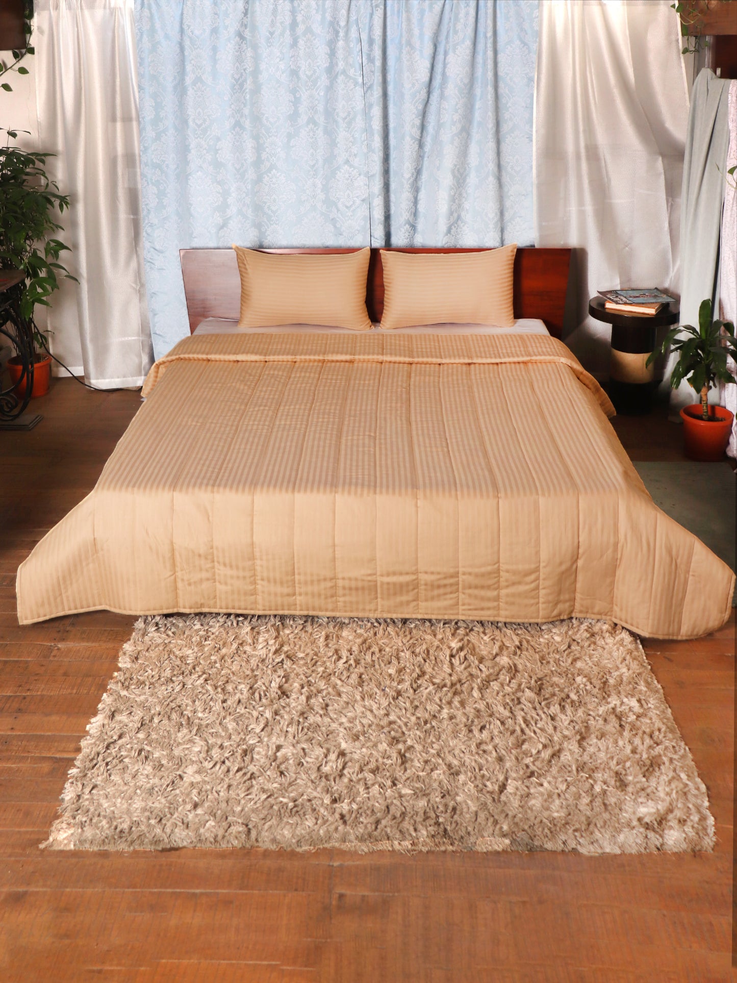 Golden colored embroidered bed quilt /comforter with 2 matching pillow covers made from polyester front and cotton backed quilt for king size double bed 