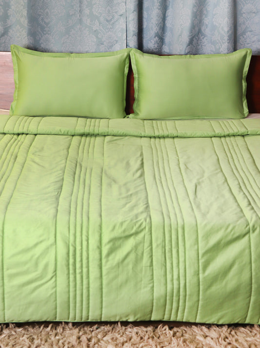 Reversible Qulit with Lines Cotton 300TC Green - 90" X 108", 17" X 27"