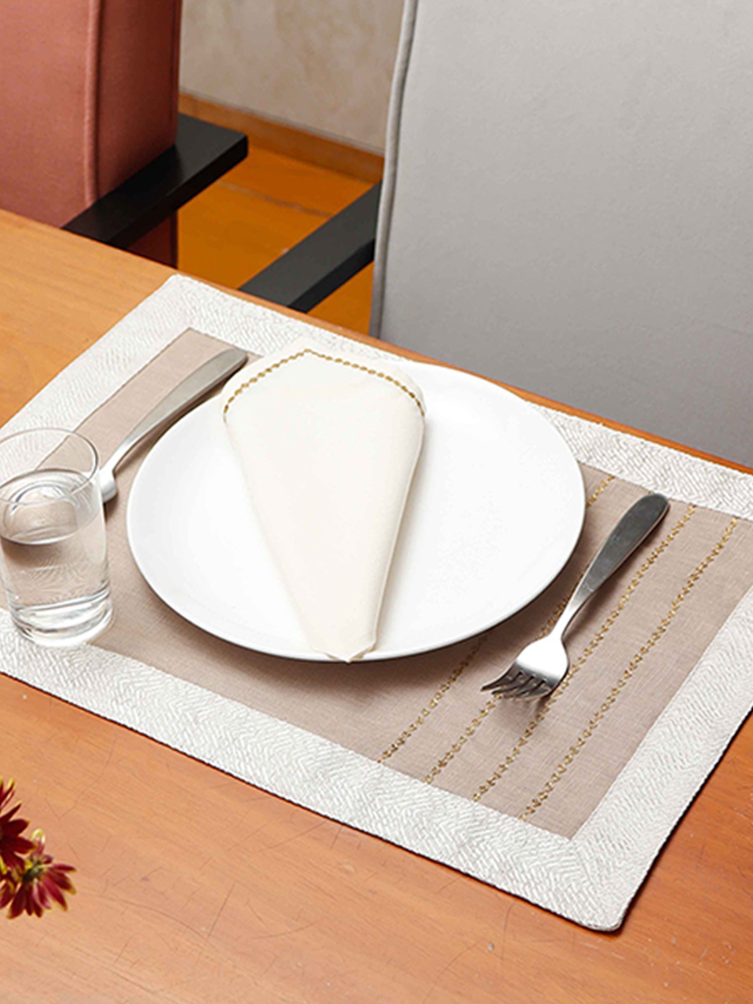 Table Mats and Napkins  Cotton and Polyester Embroidered Table Beige and Off-White - 13" x 19" ; 16" x 16" - Set of 6