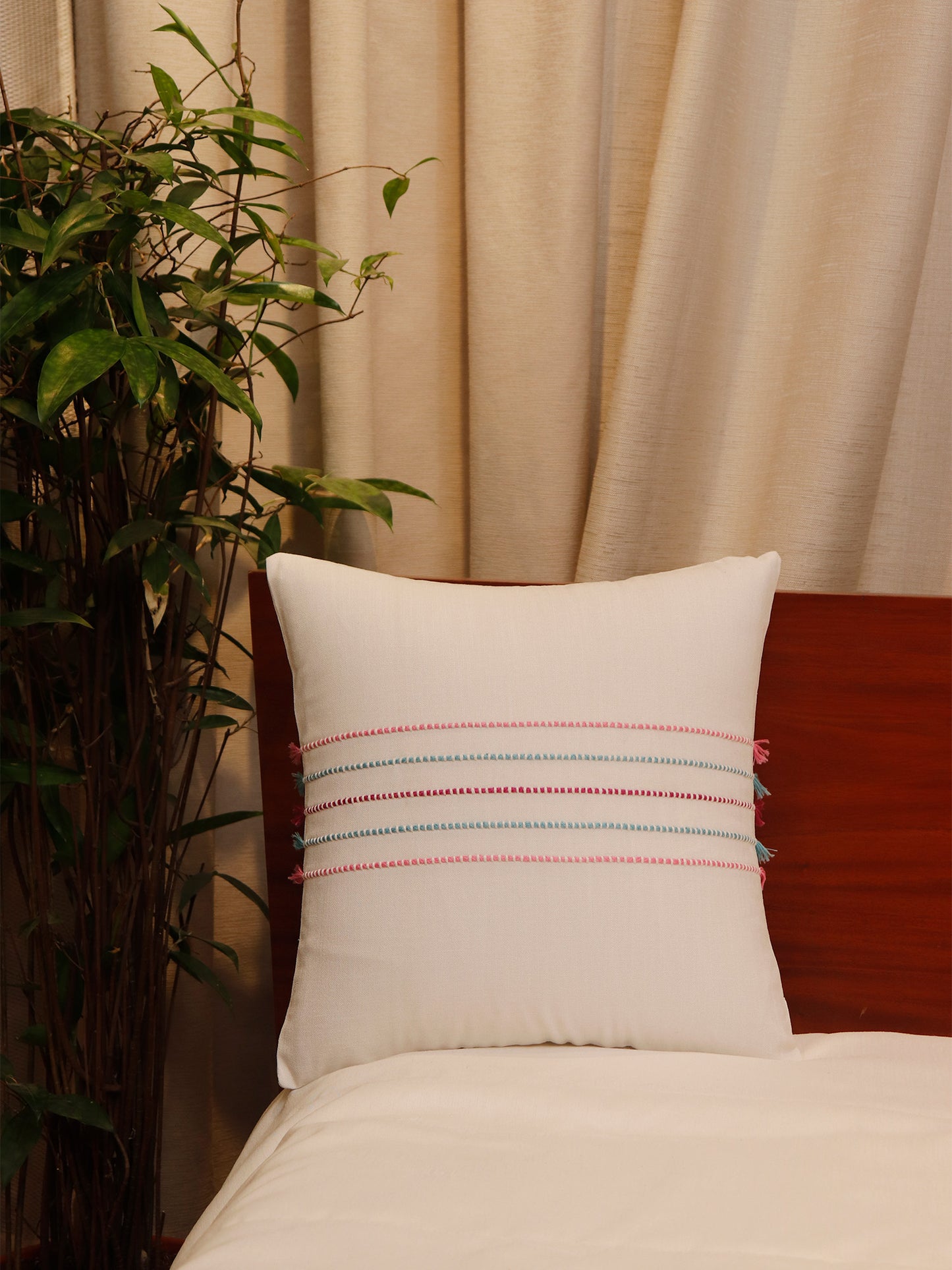 Technique Cushion Cover Cotton Blend White - 16"x16"